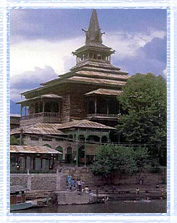 ShahHamdan-Mosque